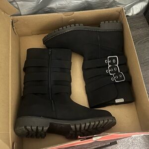 ROXY Black Buckle Strap Women's Boots